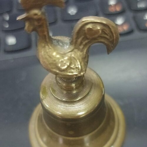 Campana bronce con gallo arriba