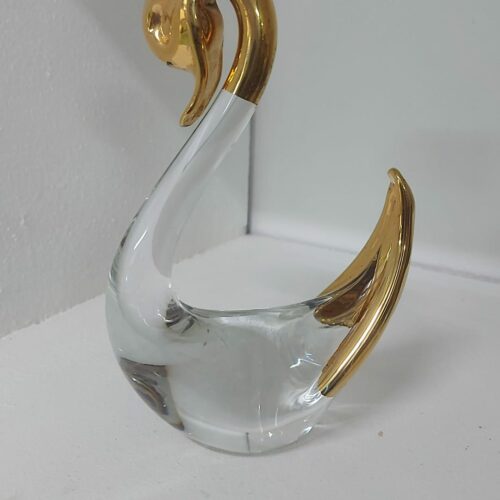 Cisne en  cristal  con oro