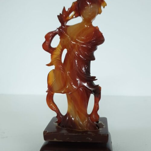 Figura oriental  jade naranja