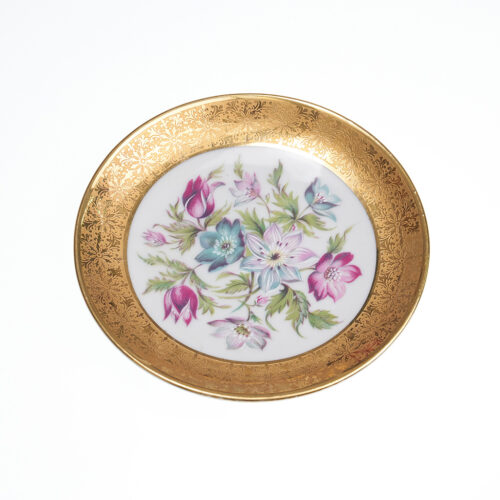 Plato decorativo porcelana con borde en dorado