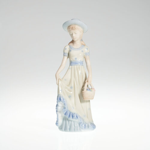 Figura porcelana niña