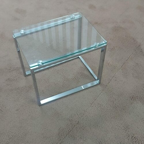 Mesa de centro metal cromado y cristal. Tamaño pequeño